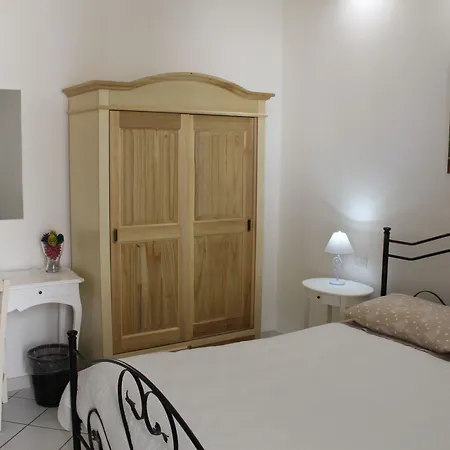 Bed & Breakfast 16 Pini
